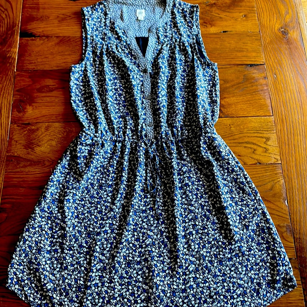GAP sleeveless blue floral dress size small